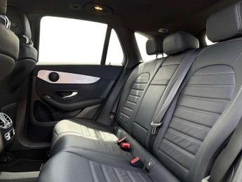 Mercedes-Benz GLC GLC 300e 4Matic AMG Line Premium 5dr 9G-Tronic