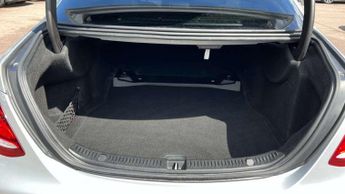 Mercedes-Benz E-Class E220d AMG Line Premium Plus 4dr 9G-Tronic
