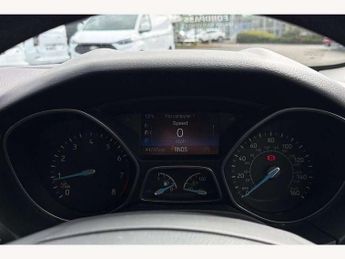 Ford Focus 1.0 EcoBoost 125 Titanium 5dr Auto