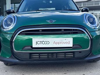 MINI Hatchback 1.5 Cooper Classic 5dr Auto
