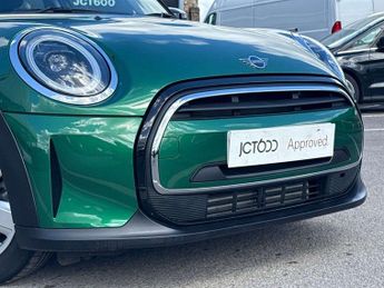MINI Hatchback 1.5 Cooper Classic 5dr Auto