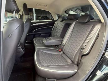 Ford Mondeo Vignale 2.0 TDCi 210 5dr Powershift