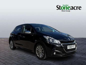 Peugeot 208 1.2 PureTech 82 Signature 5dr [Start Stop]
