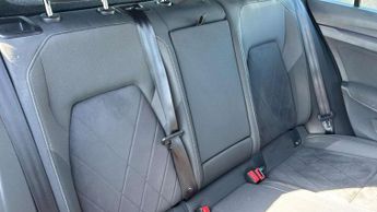 Volkswagen Golf 1.5 eTSI 150 Style 5dr DSG