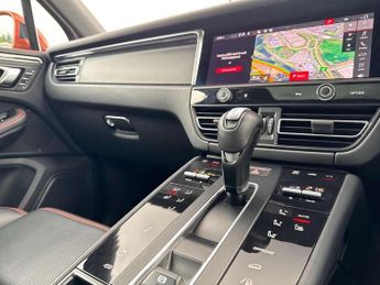Porsche Macan 5dr PDK