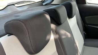 Toyota Yaris 1.5 Hybrid Icon Tech 5dr CVT