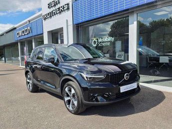 Volvo XC40 2.0 B3P Ultimate Dark 5dr Auto