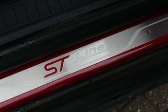 Ford Kuga 2.5 PHEV ST-Line X 5dr CVT