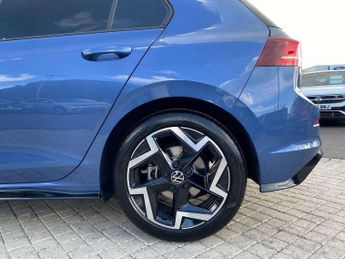 Volkswagen Golf 1.5 eTSI 150 R-Line 5dr DSG
