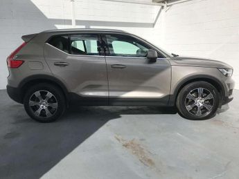 Volvo XC40 2.0 B4P Inscription 5dr AWD Auto