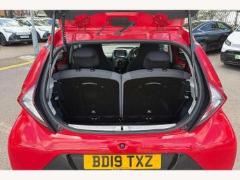 Toyota Aygo 1.0 VVT-i X-Trend TSS 5dr x-shift