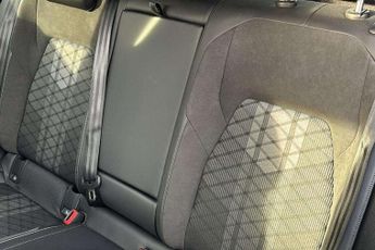 Volkswagen Golf 2.0 TDI 150 R-Line 5dr DSG