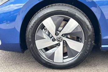 Volkswagen Passat 1.5 TSI eHybrid Life 5dr DSG