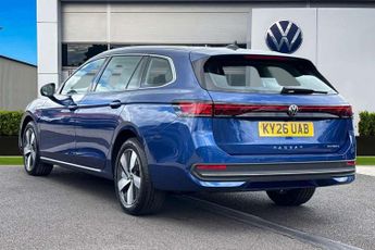 Volkswagen Passat 1.5 TSI eHybrid Life 5dr DSG