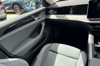 Volkswagen Passat 1.5 TSI eHybrid Life 5dr DSG