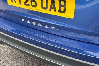 Volkswagen Passat 1.5 TSI eHybrid Life 5dr DSG
