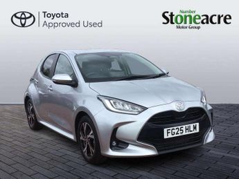 Toyota Yaris 1.5 Hybrid Design 5dr CVT