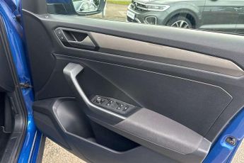 Volkswagen T-Roc 1.5 TSI EVO SE 5dr DSG