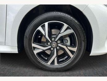 Toyota Yaris 1.5 Hybrid Design 5dr CVT