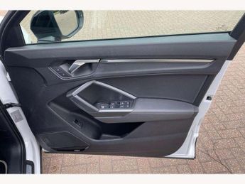 Audi Q3 35 TFSI Black Edition 5dr S Tronic