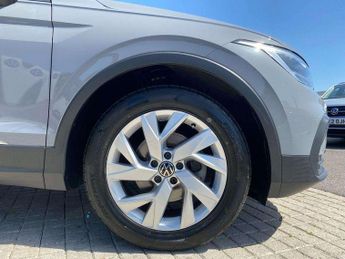 Volkswagen Tiguan 1.5 TSI 150 Life 5dr DSG