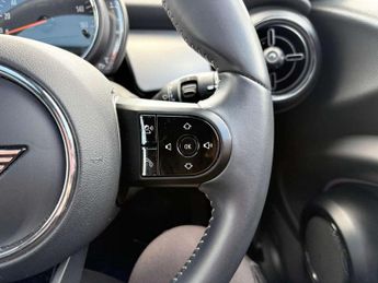 MINI Hatchback 1.5 Cooper Exclusive 3dr Auto