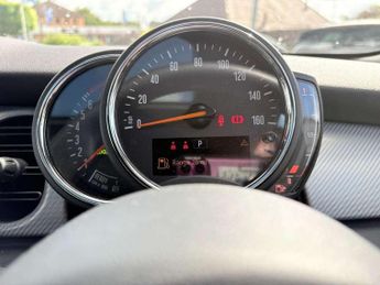 MINI Hatchback 1.5 Cooper Exclusive 3dr Auto