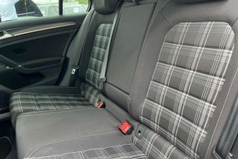 Volkswagen Golf 2.0 TDI 184 GTD 5dr DSG