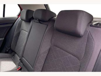 Volkswagen Golf 1.5 eTSI 150 Life 5dr DSG