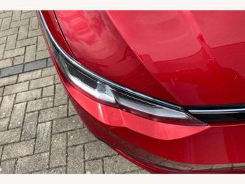 Volkswagen Golf 1.5 eTSI 150 Life 5dr DSG