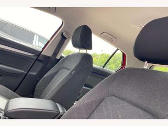 Volkswagen Golf 1.5 eTSI 150 Life 5dr DSG