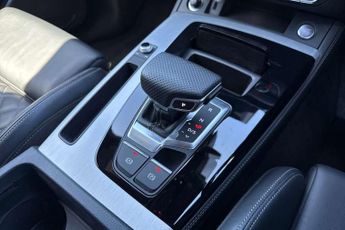 Audi Q5 55 TFSI e Quattro Competition 5dr S Tronic
