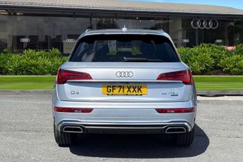 Audi Q5 55 TFSI e Quattro Competition 5dr S Tronic