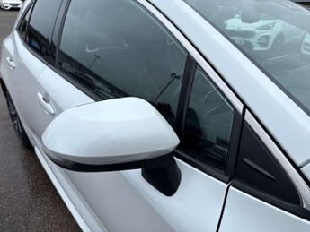 Toyota Corolla 1.8 VVT-i Hybrid Excel 5dr CVT