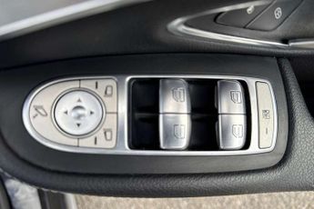 Mercedes-Benz C-Class C220d Sport Premium 4dr Auto