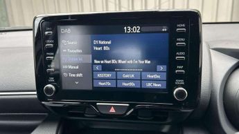 Toyota Yaris 1.5 Hybrid Design 5dr CVT