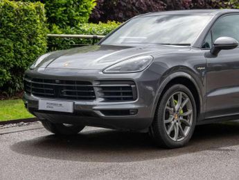 Porsche Cayenne E-Hybrid 5dr Tiptronic S