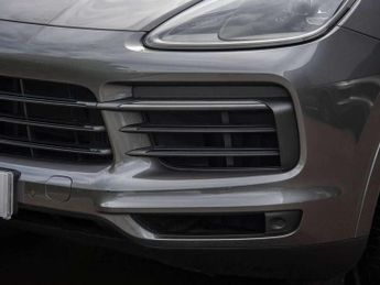Porsche Cayenne E-Hybrid 5dr Tiptronic S