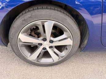Peugeot 308 1.2 PureTech 130 Allure 5dr EAT8
