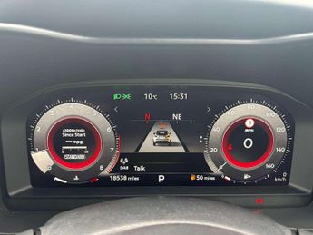 Nissan Juke 1.0 DiG-T N-Connecta 5dr DCT