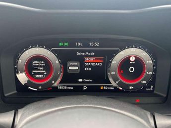 Nissan Juke 1.0 DiG-T N-Connecta 5dr DCT