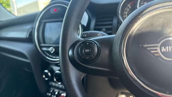 MINI Hatchback 1.5 Cooper Classic II 5dr Auto
