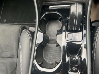 Volvo XC40 2.0 D3 R DESIGN 5dr Geartronic