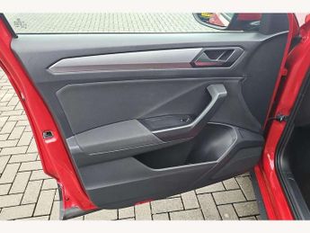 Volkswagen T-Roc 1.5 TSI Life 5dr DSG