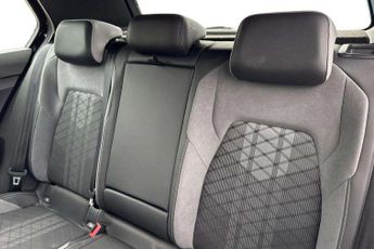Volkswagen Golf 1.5 eTSI 150 R-Line 5dr DSG