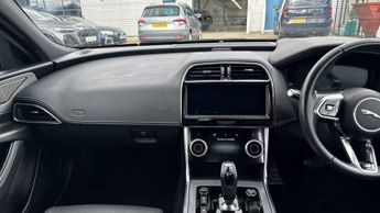 Jaguar XE 2.0 R-Dynamic HSE 4dr Auto