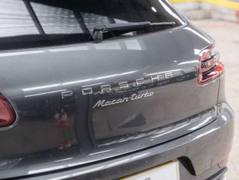 Porsche Macan Turbo 5dr PDK
