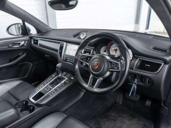Porsche Macan Turbo 5dr PDK