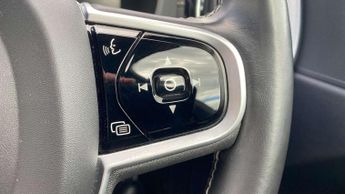 Volvo XC60 2.0 B6P [300] R DESIGN Pro 5dr AWD Geartronic