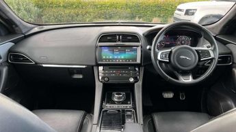 Jaguar F-Pace 2.0d [180] Chequered Flag 5dr Auto AWD